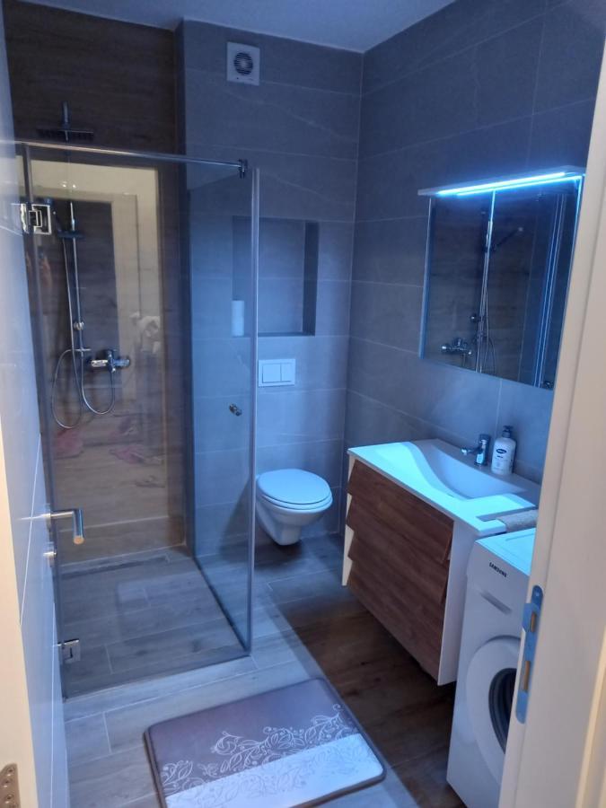 Apartman Vrbas Sa Podzemnom Garazom Banja Luka Eksteriør billede