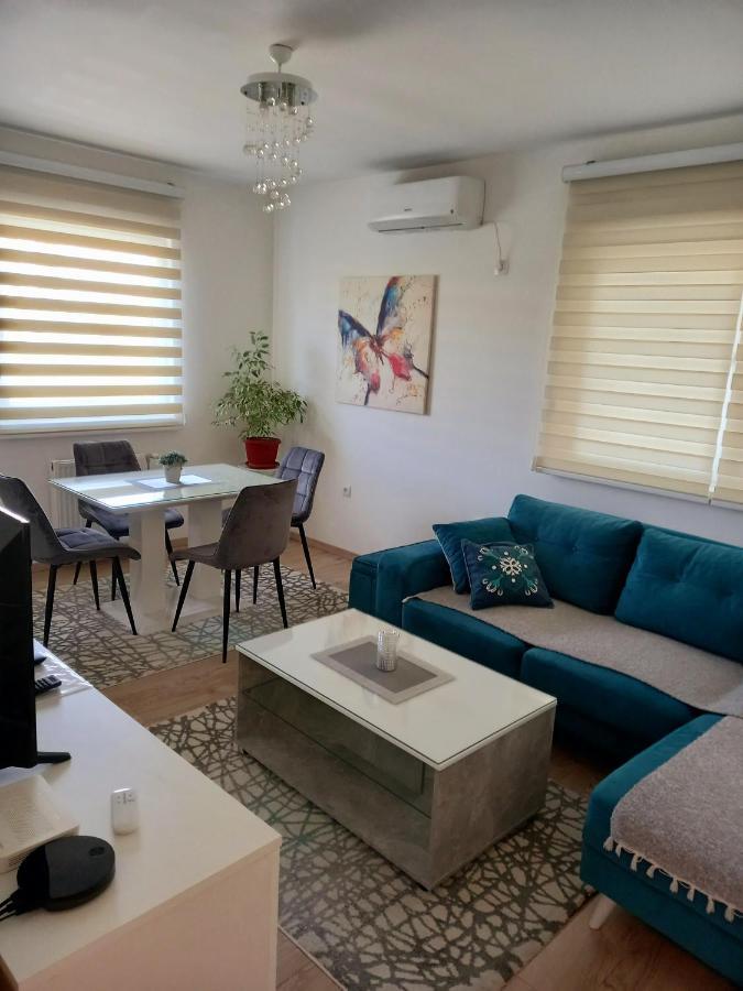 Apartman Vrbas Sa Podzemnom Garazom Banja Luka Eksteriør billede